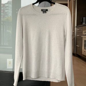 Lord and Taylor cashmere sweater